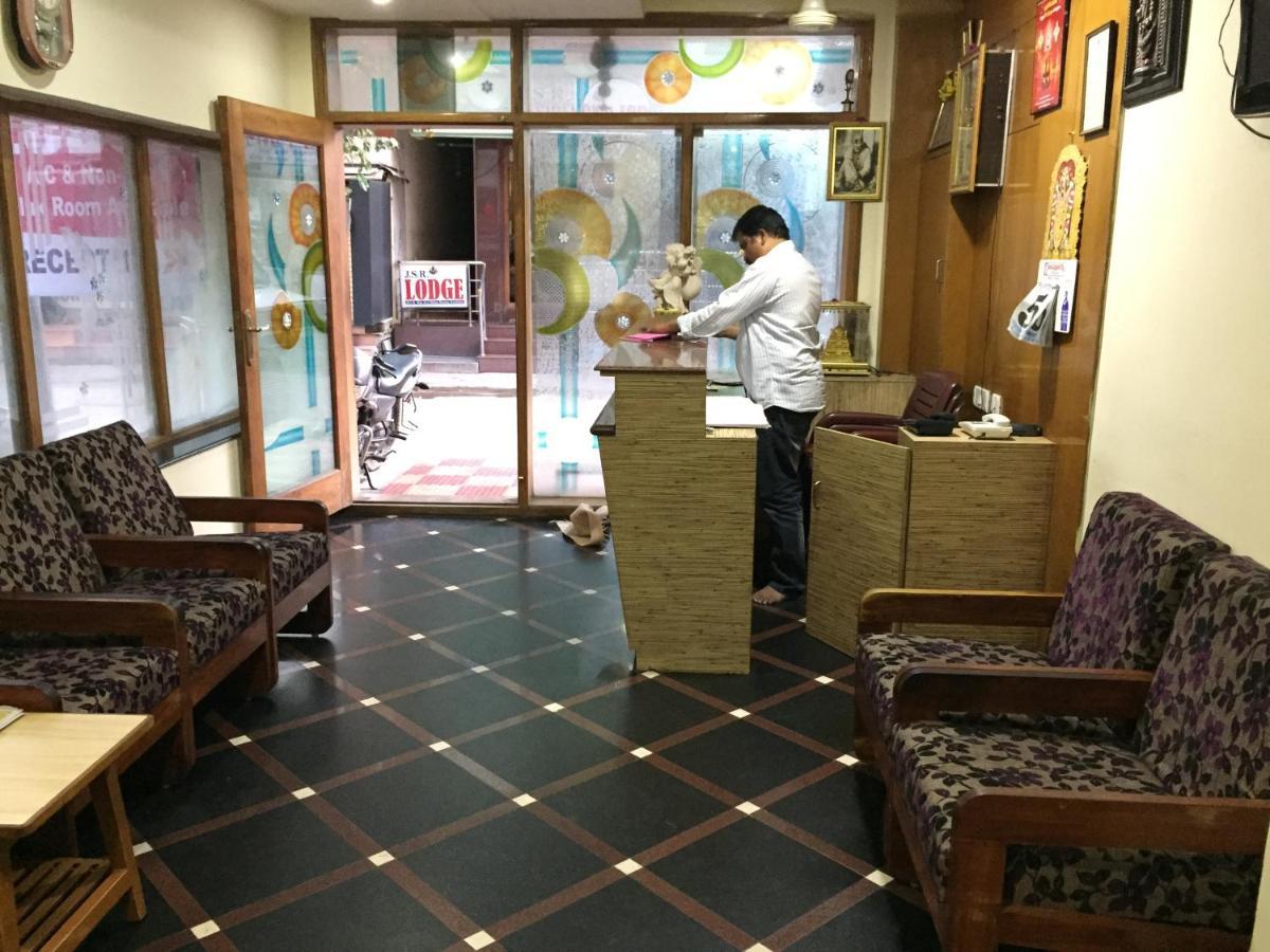 Hotel Suprabath Towers Tirupati Exterior foto